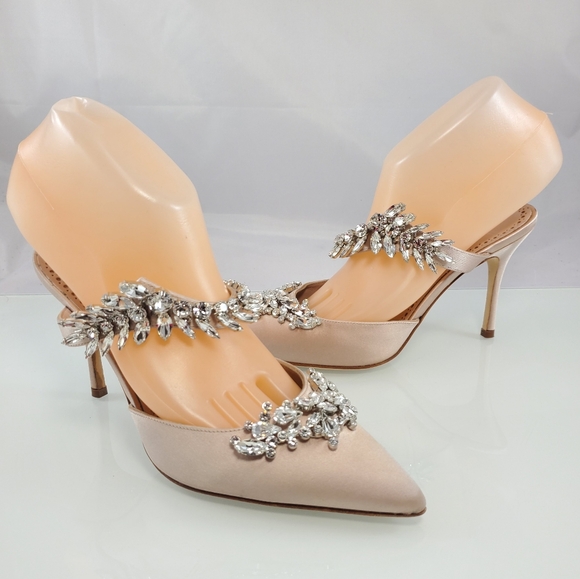 NWT$1,395 Manolo Blahnik Lurum 90 Crystal-embellished Satin Mules Heels Sz 37 - Picture 10 of 16